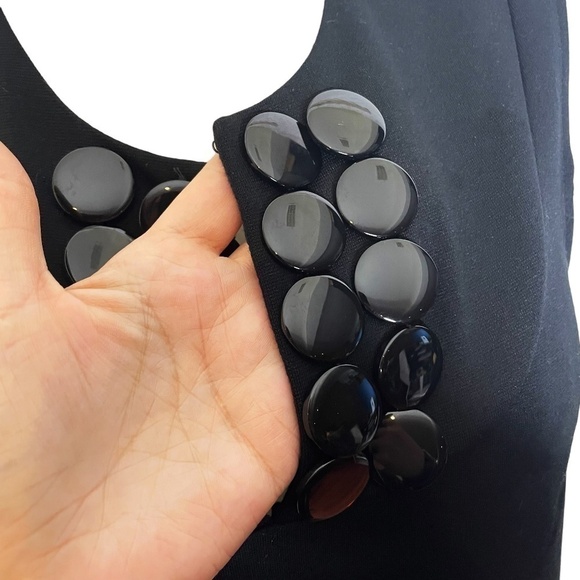 Sleeveless Retro Inspired Dress 🖤 - Picture 7 of 11